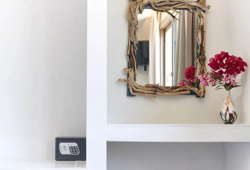 سوییت خانوادگی, Core Luxury Suites
