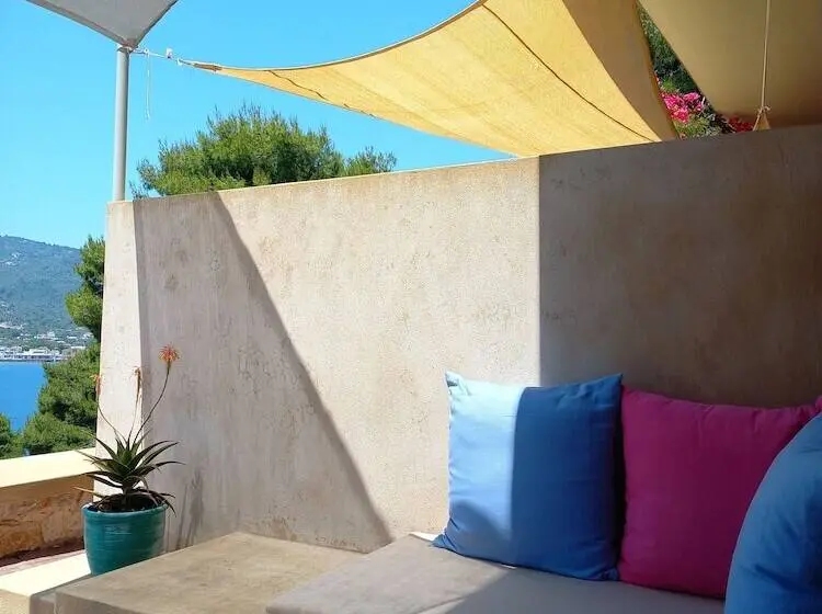 سوییت خانوادگی, Core Luxury Suites