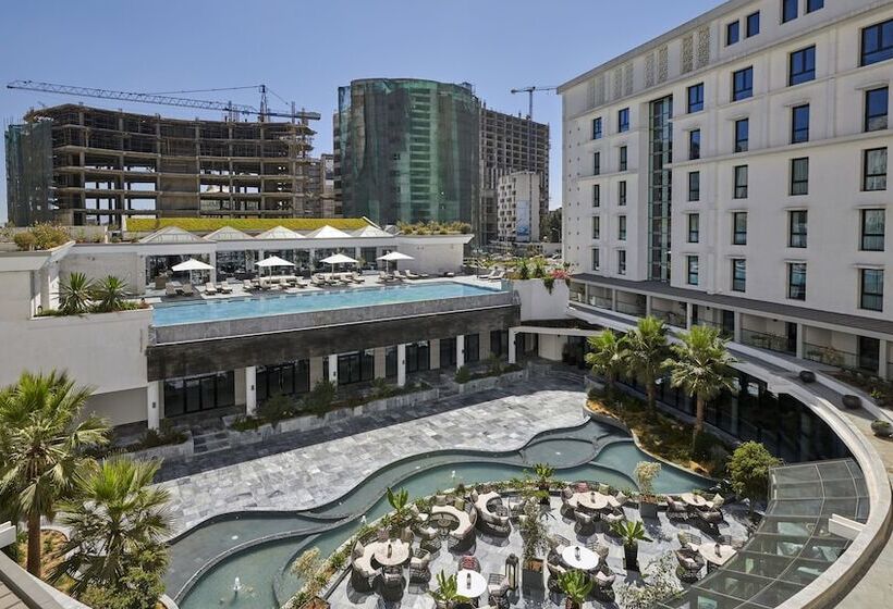 Номер Стандарт с Балконом, Hyatt Regency Addis Ababa