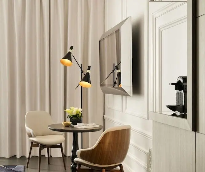 スーペリアールーム, La Clef Champsélysées Paris By The Crest Collection