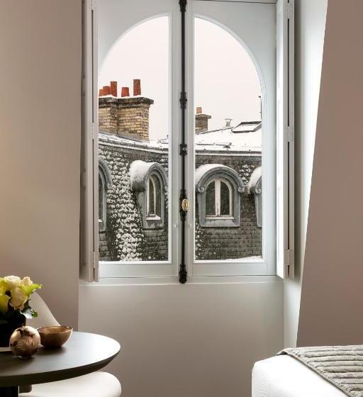 スーペリアールーム, La Clef Champsélysées Paris By The Crest Collection