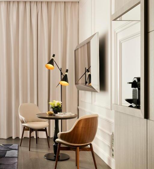 スーペリアールーム, La Clef Champsélysées Paris By The Crest Collection