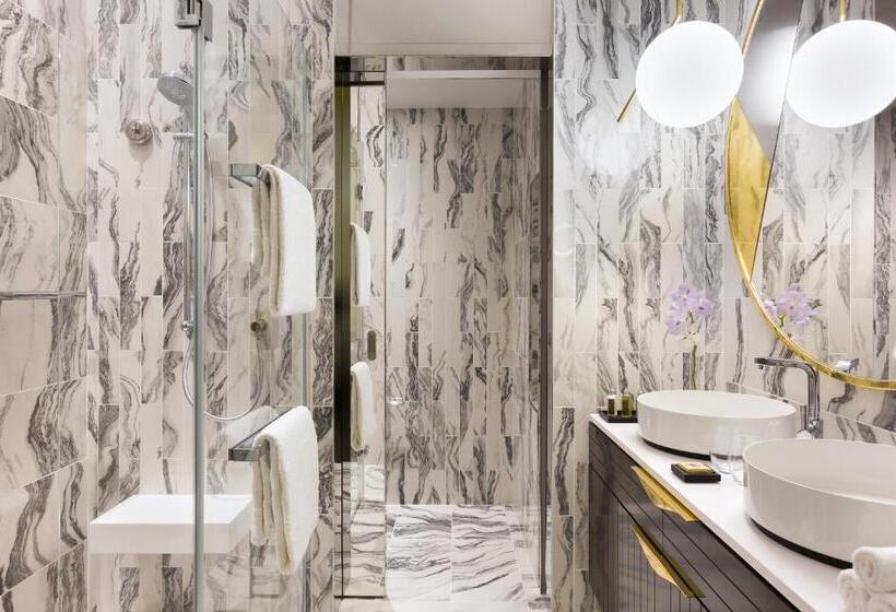 デラックスルーム, La Clef Champsélysées Paris By The Crest Collection