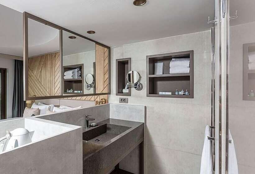 Номер Стандарт Вид на Сад, Paloma Orenda