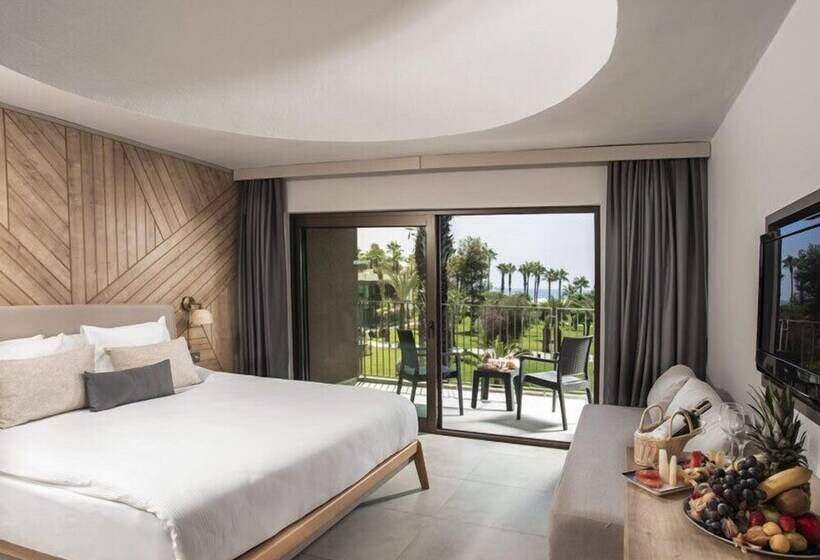 Номер Стандарт Вид на Море, Paloma Orenda