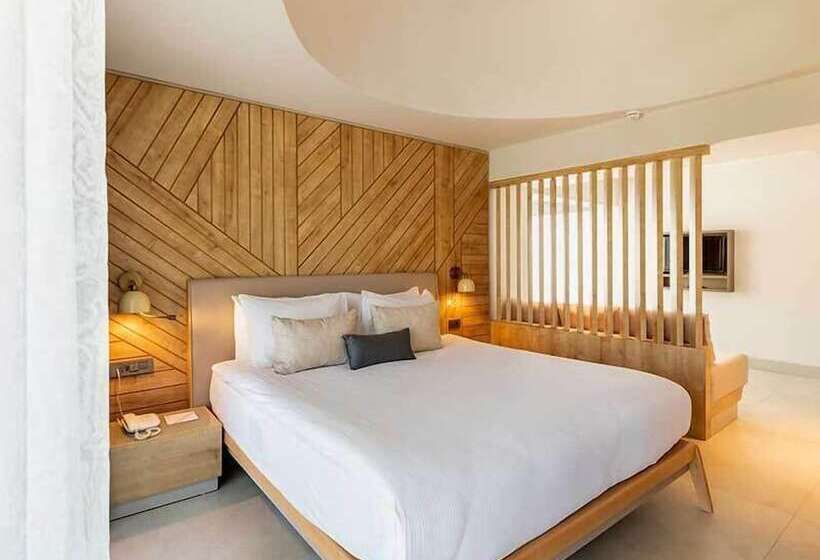 Номер Стандарт Вид на Сад, Paloma Orenda