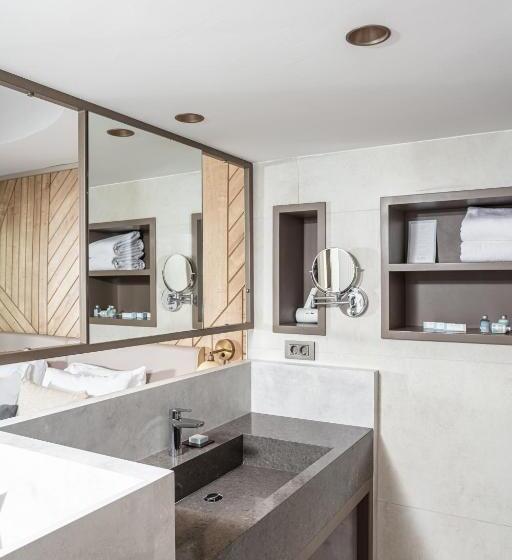 Семейный Номер Вид на Сад, Paloma Orenda