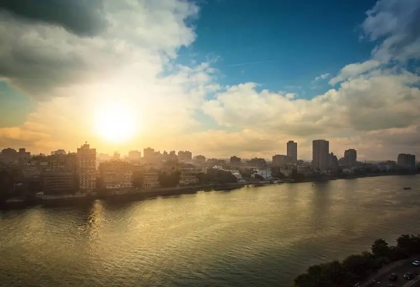 景色の見えるスイートルーム, The St. Regis Cairo