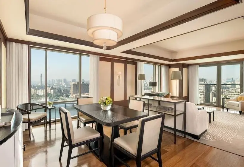 景色の見えるスイートルーム, The St. Regis Cairo