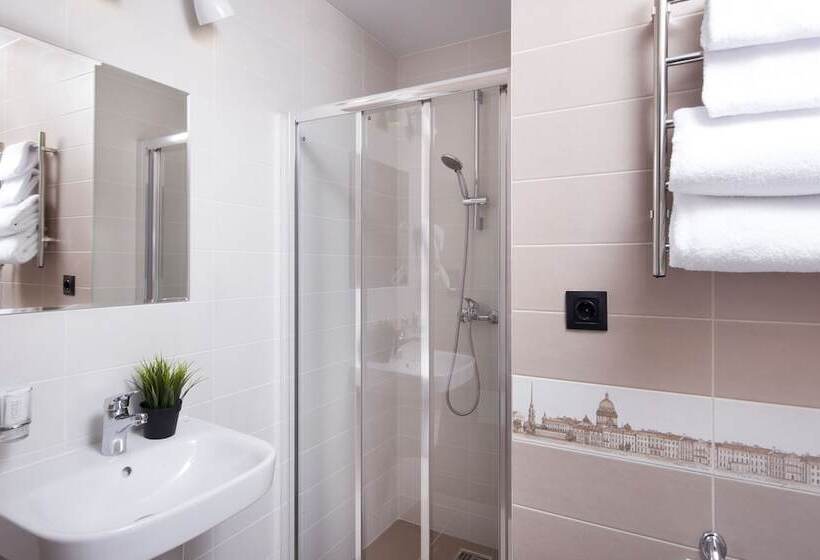 컴포트 룸, Wow Hermitage