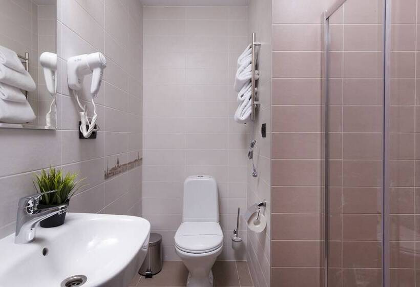 컴포트 룸, Wow Hermitage