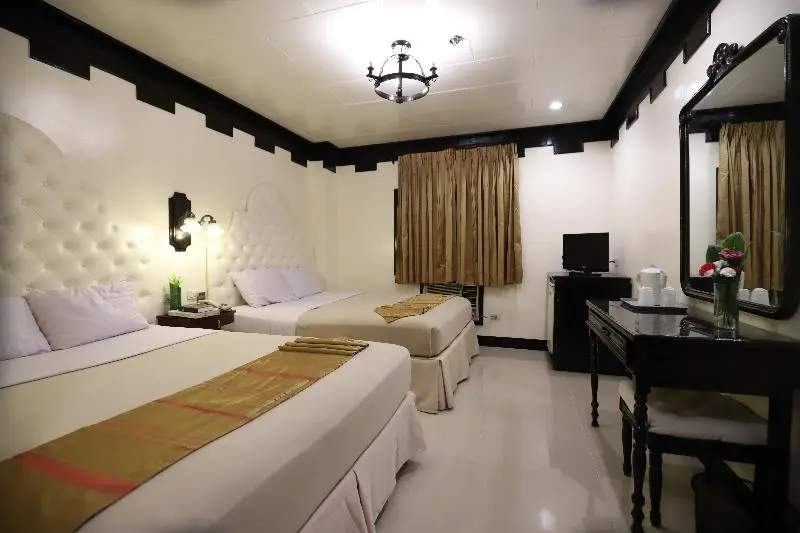 デラックスルーム, Zen Rooms Camelot Hotel Qc