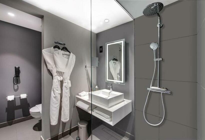 高级家庭房间, Novotel Sharjah Expo Centre