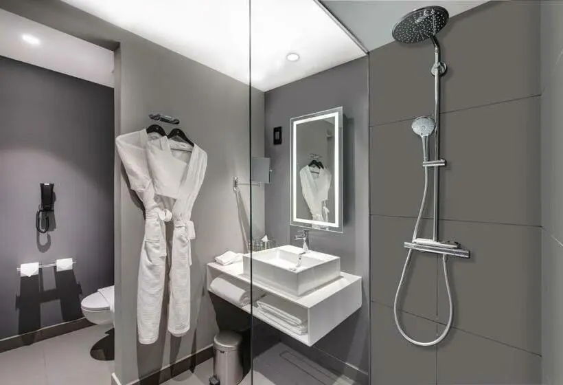 スーペリアファミリールーム, Novotel Sharjah Expo Centre