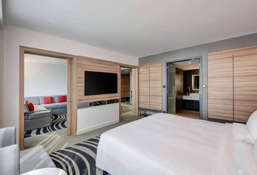 行政套房, Novotel Sharjah Expo Centre