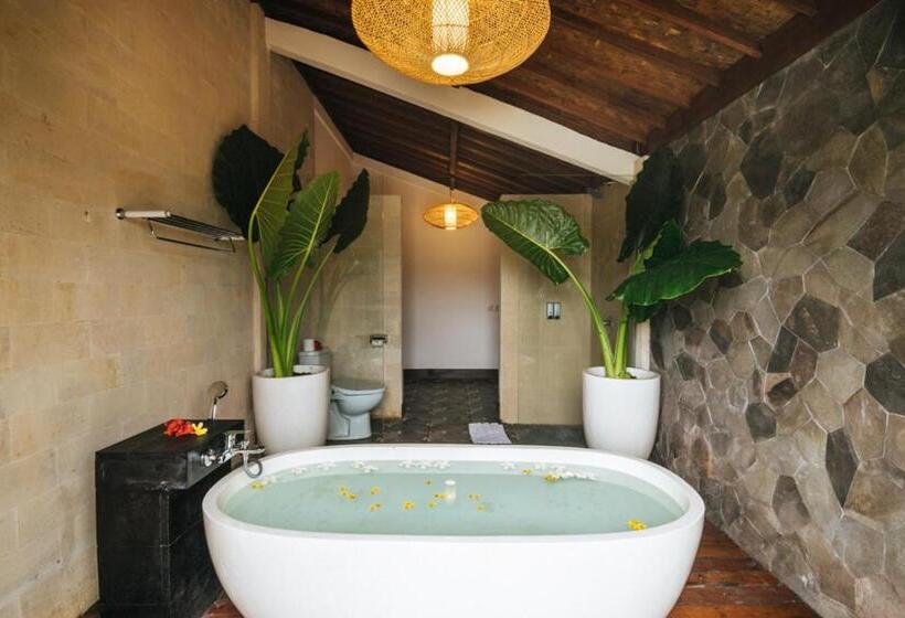 וילה עם חדר שינה אחד ובריכת שחיה, Patal Kikian Villa