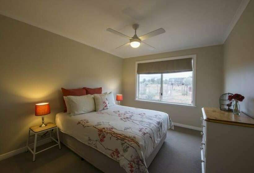 Дом 4 Спальни, Flinders Bush Retreats