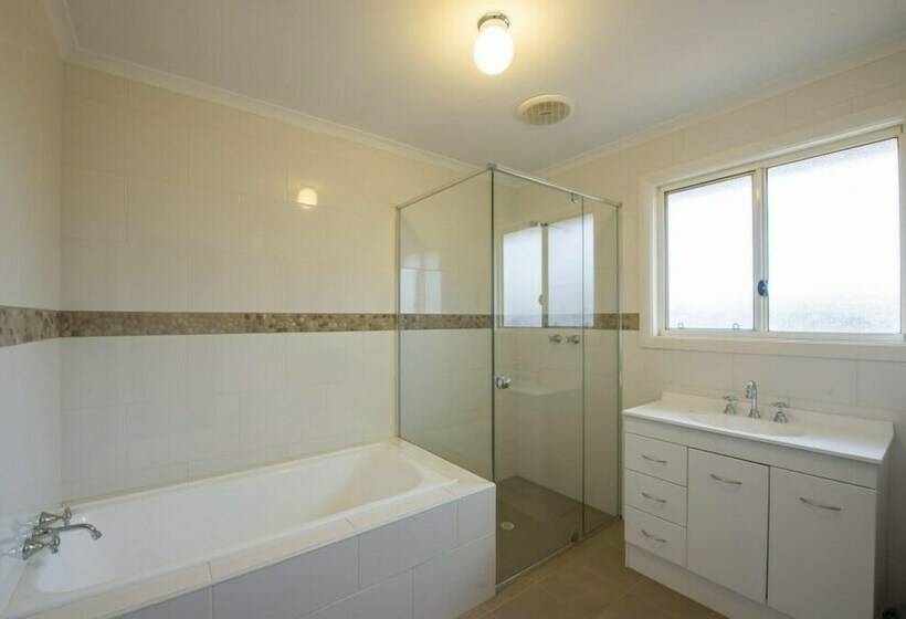 4间卧室的房子, Flinders Bush Retreats