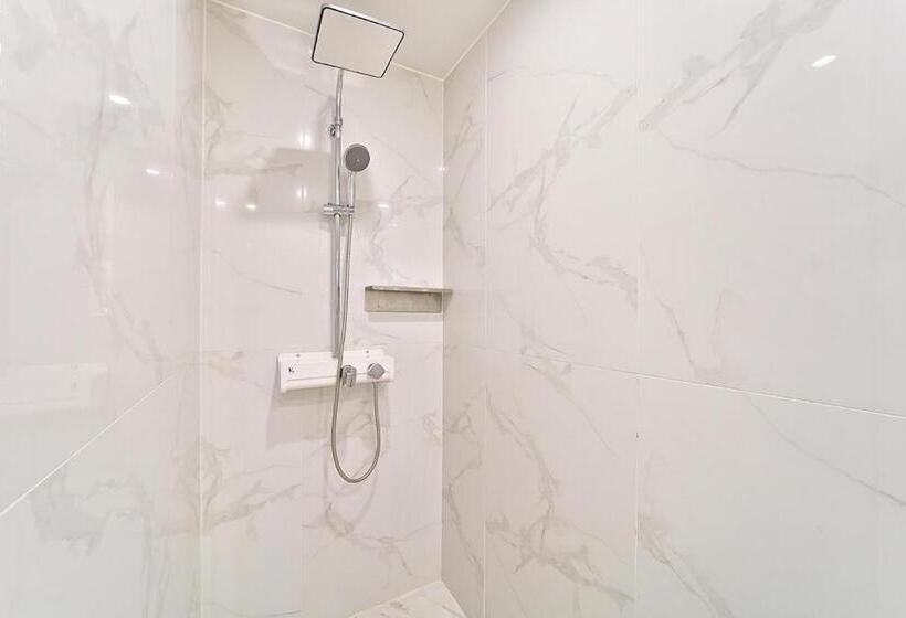 Suite, February Tongyeong Jukrim