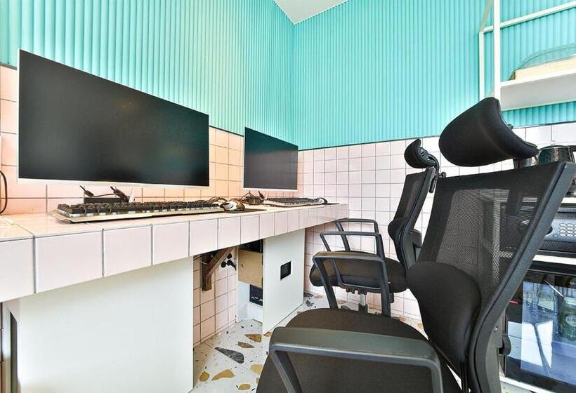 Suite, February Tongyeong Jukrim