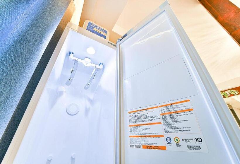 Suite, February Tongyeong Jukrim