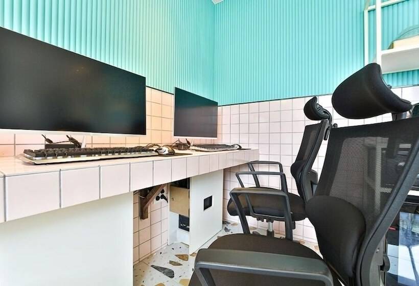 Suite, February Tongyeong Jukrim