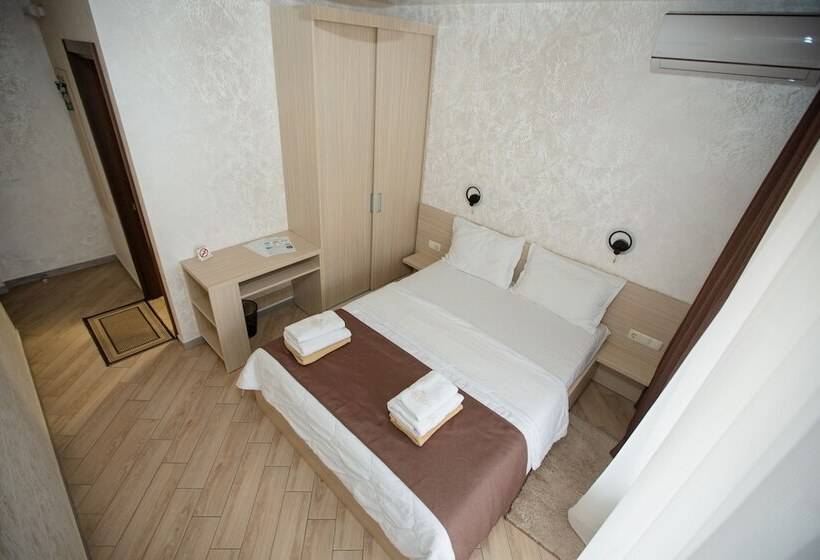 エコノミールーム, Grand More