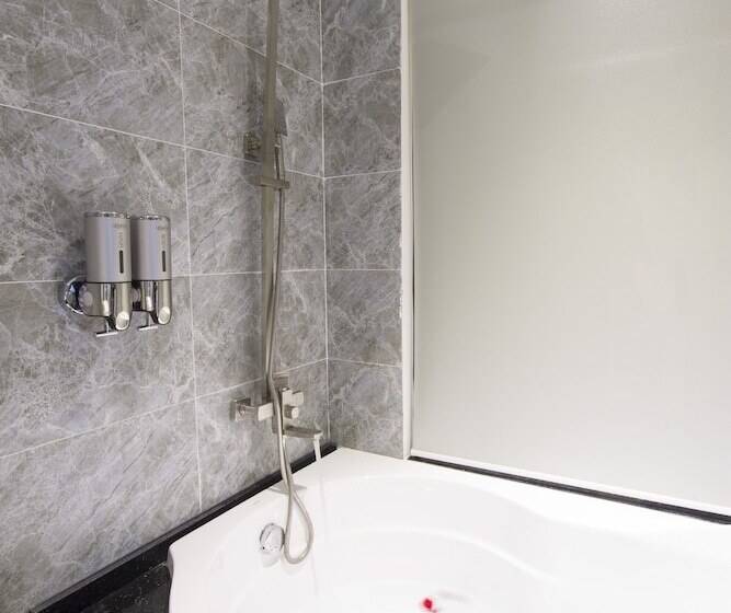 استودیوی لوکس, King House Villa Hotel & Spa