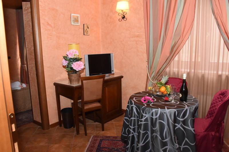 استودیوی لوکس, King House Villa Hotel & Spa