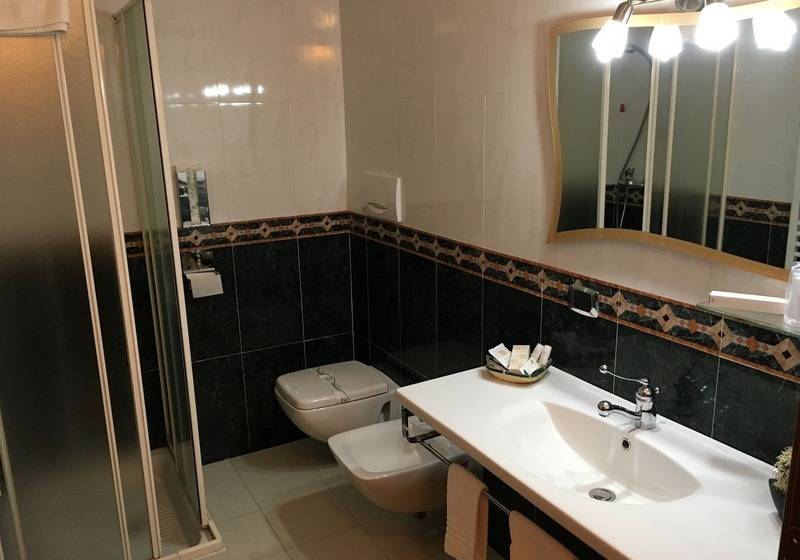 استودیوی لوکس, King House Villa Hotel & Spa