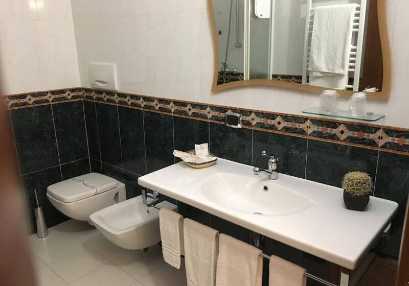 استودیوی لوکس, King House Villa Hotel & Spa