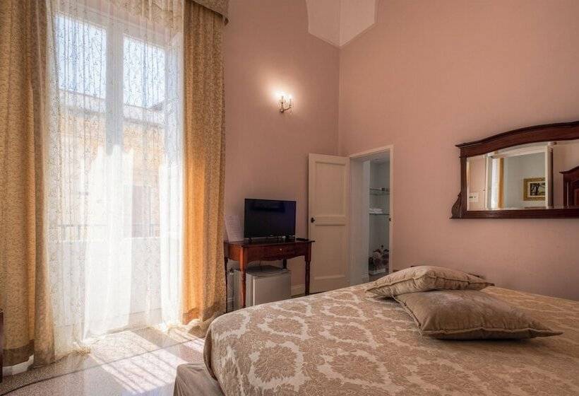 اتاق لوکس, Relais Palazzo Vaglio