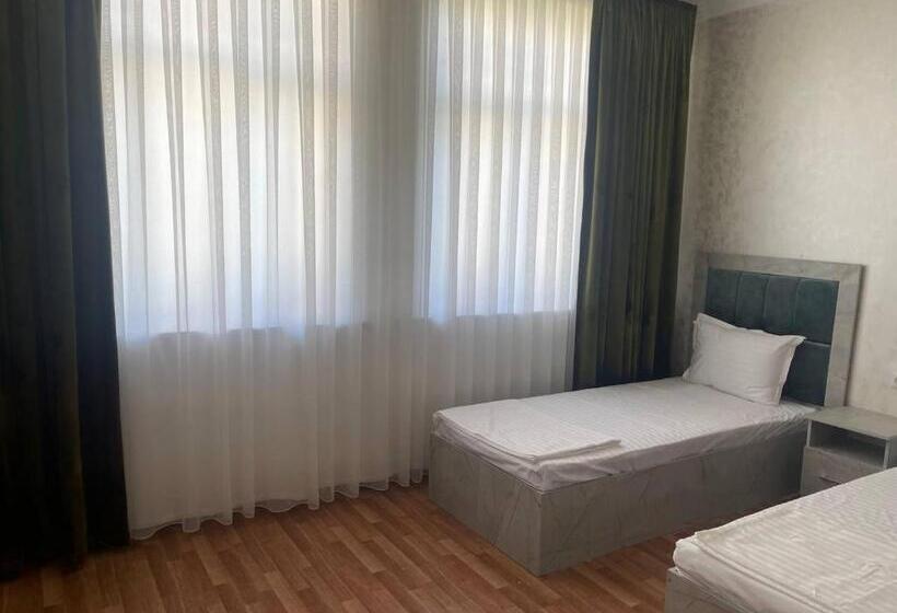 Family Room, Art Apart