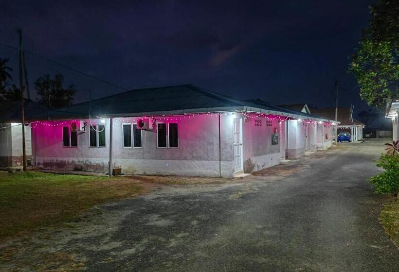 豪华三人间, Marang Village Resort & Spa