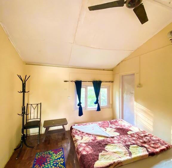 اتاق استاندارد یک نفره, Nature Safari Camp