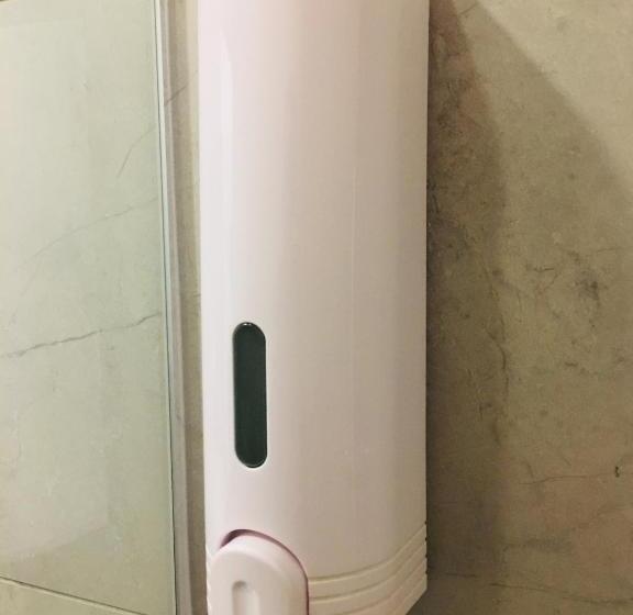 スタンダードルーム, The Wood Boutique