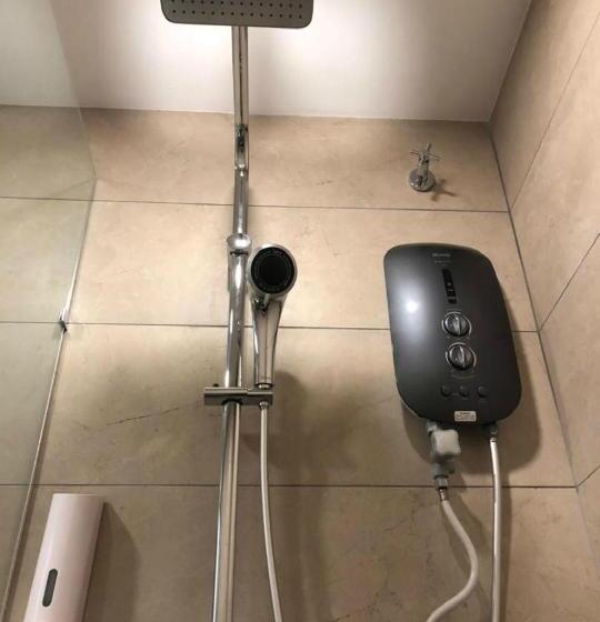 デラックスルーム, The Wood Boutique