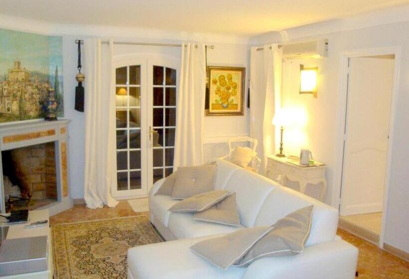 스위트 킹사이즈 침대, La Bergerie B&b