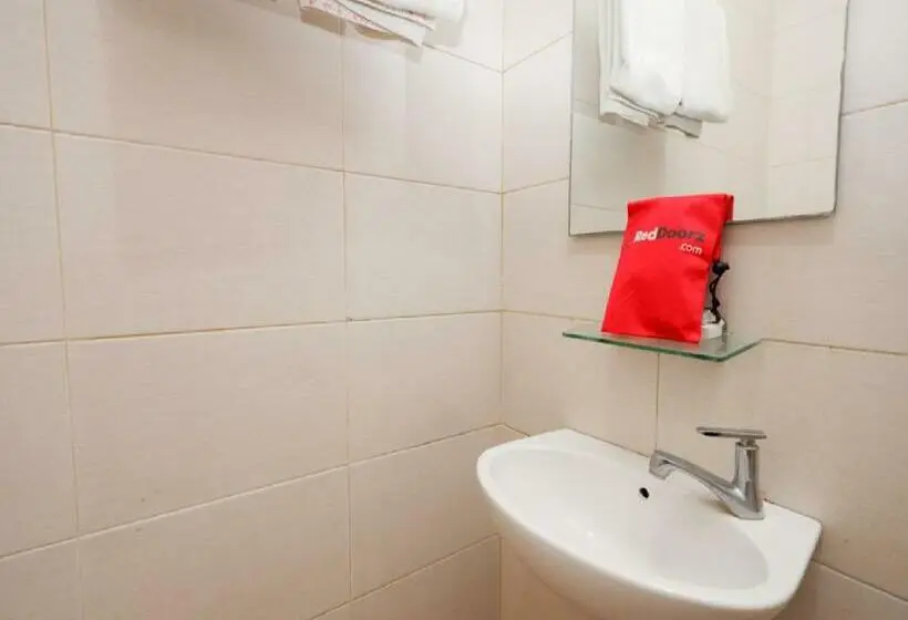Camera Standard, Reddoorz Plus @ Singosari Raya