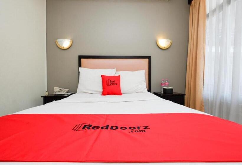 标准间, Reddoorz Plus @ Singosari Raya