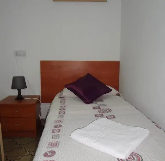 اتاق استاندارد یک تخته با سرویس بهداشتی مشترک, Hostal Sant Carlo