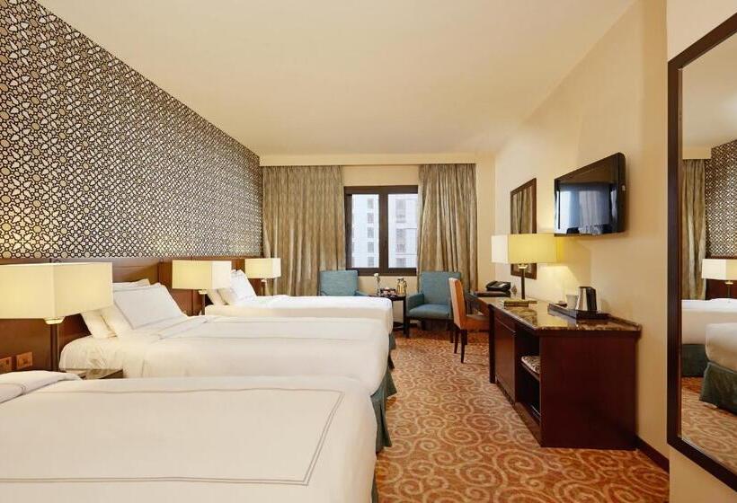 חדר סטנדרט לשלושה, Dallah Taibah