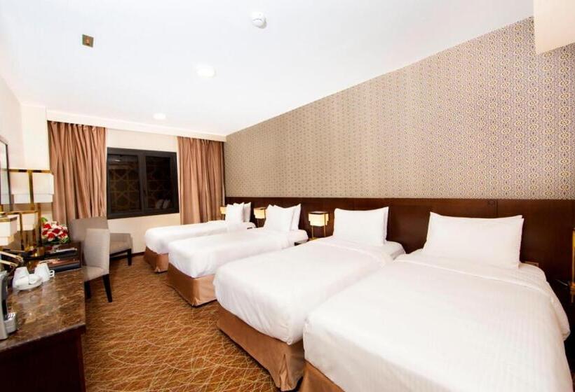 חדר סטנדרט לארבעה, Dallah Taibah