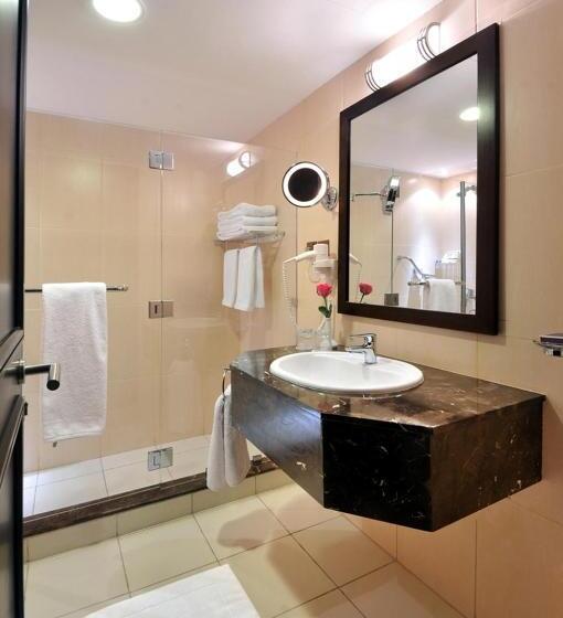 חדר סטנדרט לארבעה, Dallah Taibah