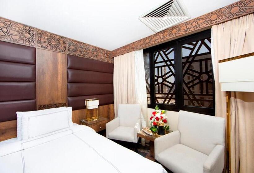 דירת חדר, Dallah Taibah