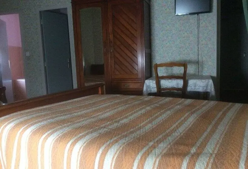 Habitació Triple Estàndard, Du Commerce