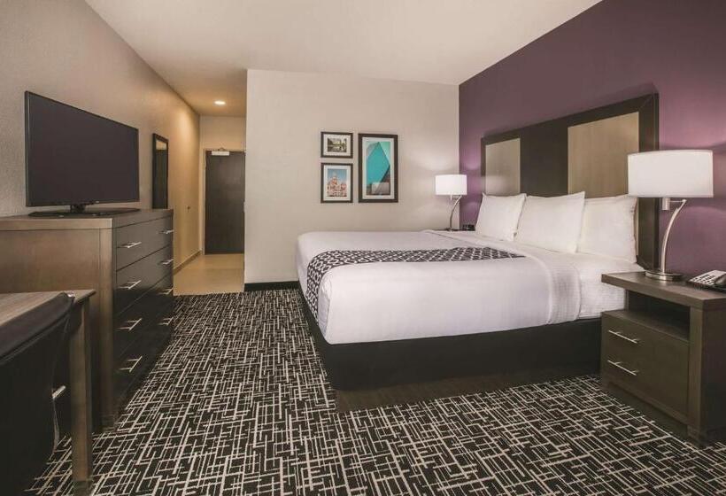 اتاق استاندارد با تخت بزرگ, La Quinta By Wyndham Dallas   Richardson