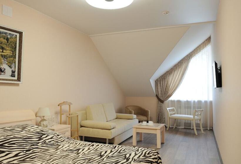 اتاق خانوادگی, Mini Hotel Navigator