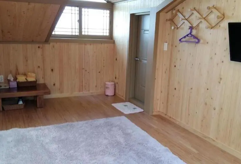 Superior-huone, Bangdigareum B&b