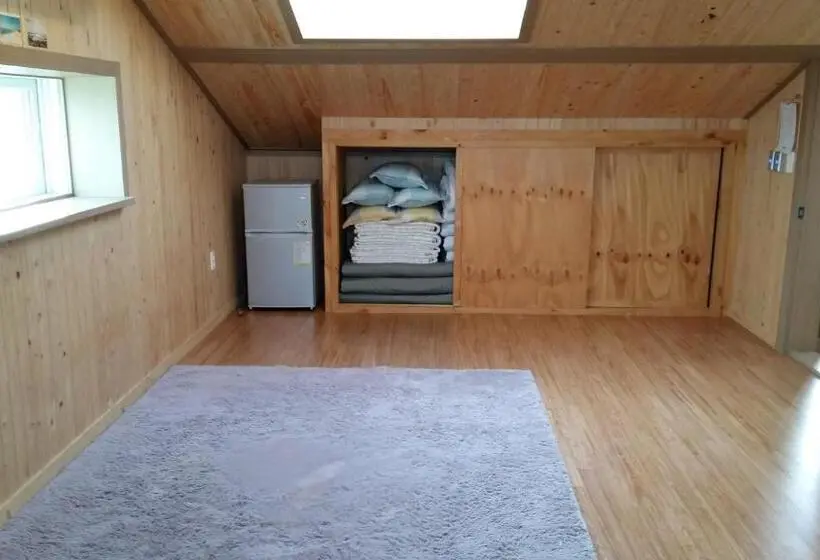 Deluxe-huone, Bangdigareum B&b